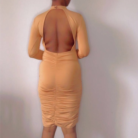 💎Nude Backless💎 - Picture 1 of 3